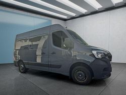 Grau Gebraucht 2020 Renault Master Van | 24.199 € (Etwas zu teuer)