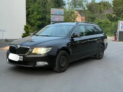 Schwarz Gebraucht 2012 Skoda Superb Kombi | 3.750 € (Superpreis)
