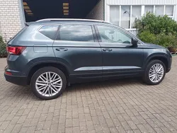 Grau Gebraucht 2019 Seat Ateca XCELLENCE SUV | 20.500 € (Fairer Preis)