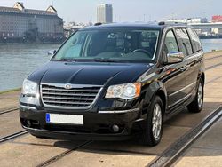 Schwarz Gebraucht 2009 Chrysler Grand Voyager Limited Van / Kleinbus | 12.973 € (Teuer)