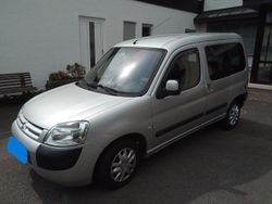 Grau Gebraucht 2005 Citroën Berlingo Van / Kleinbus | 2.200 € (Fairer Preis)