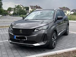 Grau Gebraucht 2022 Peugeot 3008 GT SUV | 24.980 € (Fairer Preis)