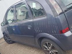 Blau Gebraucht 2008 Opel Meriva Innovation Van / Kleinbus | 3.100 € (Etwas zu teuer)