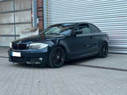 Schwarz Gebraucht 2012 BMW 118 Coupé Sport Line Coupé | 8.990 € (Etwas zu teuer)