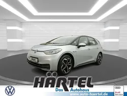 Scale silver, metallic Gebraucht 2022 VW ID.3 Pro Kleinwagen | 26.500 € (Fairer Preis)