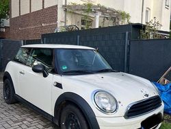 Weiß Gebraucht 2009 Mini One D Kleinwagen | 2.100 € (Teuer)