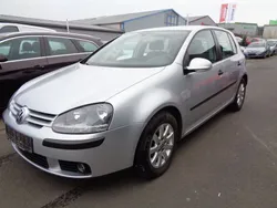 Silber Gebraucht 2004 VW Golf V Comfortline Limousine | 3.999 € (Etwas zu teuer)