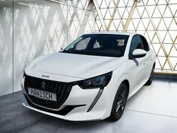 Weiß Gebraucht 2021 Peugeot 208 Active Kleinwagen | 12.490 € (Fairer Preis)