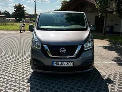 Grau Gebraucht 2018 Nissan NV300 Premium Edition Van | 19.900 €