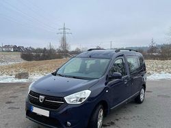 Blau Gebraucht 2018 Dacia Dokker Comfort Van / Kleinbus | 10.900 € (Fairer Preis)