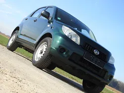 Grün Gebraucht 2010 Daihatsu Terios SUV | 9.699 € (Teuer)