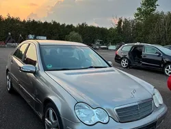 Beige Gebraucht 2003 Mercedes C180 Limousine | 1.800 € (Fairer Preis)