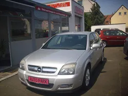 Silber Gebraucht 2005 Opel Signum Edition Kombi | 2.450 € (Etwas zu teuer)
