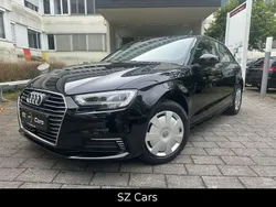 Schwarz Gebraucht 2020 Audi A3 Sportback e-tron Basis Limousine | 17.200 € (Fairer Preis)