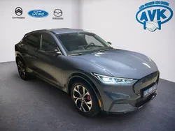 Infinite blue Gebraucht 2020 Ford Mustang Mach-E Standard Range SUV | 28.590 € (Guter Preis)