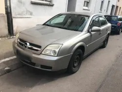 Grau Gebraucht 2002 Opel Vectra Limousine | 600 € (Guter Preis)