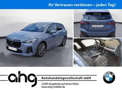 Grau Gebraucht 2022 BMW 230e Active Tourer Performance Van / Kleinbus | 36.660 € (Guter Preis)