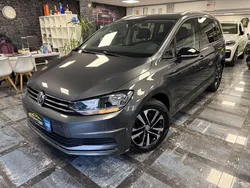 Grau Gebraucht 2020 VW Touran Comfortline Van / Kleinbus | 22.950 € (Fairer Preis)