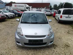 Silber Gebraucht 2009 Daihatsu Sirion Kleinwagen | 799 € (Superpreis)