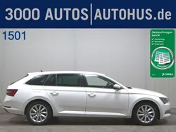 Weiss Gebraucht 2019 Skoda Superb Style Kombi | 14.780 € (Superpreis)