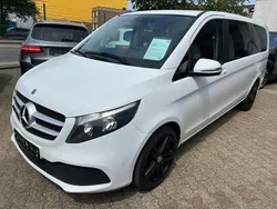 Weiß Gebraucht 2020 Mercedes V220 Van / Kleinbus | 29.500 € (Guter Preis)