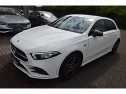 Weiß Gebraucht 2020 Mercedes A250 Kleinwagen | 28.888 € (Teuer)