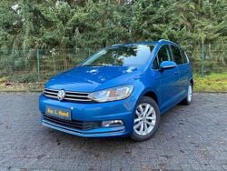 Caribbean blue Gebraucht 2017 VW Touran Highline Van / Kleinbus | 22.090 € (Guter Preis)