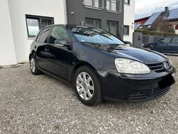 Schwarz Gebraucht 2006 VW Golf V Sportline Limousine | 4.600 € (Etwas zu teuer)