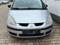 Gebraucht 2006 Mitsubishi Colt Kleinwagen | 800 €