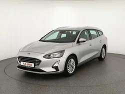 Silber Gebraucht 2021 Ford Focus Kombi | 18.490 € (Fairer Preis)