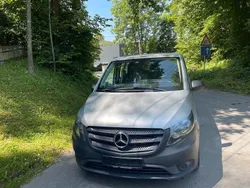 Silber Gebraucht 2018 Mercedes Vito Van / Kleinbus | 21.900 € (Fairer Preis)