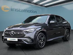 Grau Gebraucht 2025 Mercedes GLC200 SUV | 68.149 €