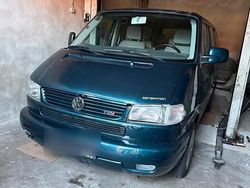 Grün Gebraucht 2001 VW Multivan Van | 19.999 € (Fairer Preis)