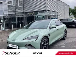 Grün Gebraucht 2025 BYD Seal Design Limousine | 43.590 € (Etwas zu teuer)