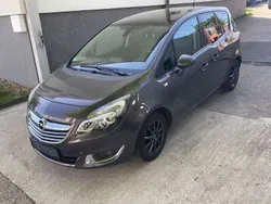 Grau Gebraucht 2014 Opel Meriva Innovation Van / Kleinbus | 5.999 € (Fairer Preis)