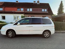 Weiß Gebraucht 2010 Peugeot 807 Premium Van / Kleinbus | 3.100 € (Fairer Preis)