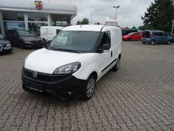 Bianco Gebraucht 2019 Fiat Doblò Van / Kleinbus | 11.990 € (Fairer Preis)
