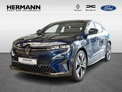 Nachtblau, black pearlschwarz (blau) Gebraucht 2024 Renault Mégane Limousine | 34.669 € (Etwas zu teuer)