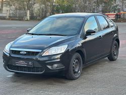 Schwarz Gebraucht 2010 Ford Focus Limousine | 3.499 € (Fairer Preis)