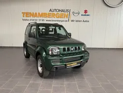 Gruen (metallic) Gebraucht 2011 Suzuki Jimny Comfort SUV | 9.900 €