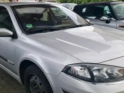 Silber Gebraucht 2005 Renault Laguna II Limousine | 750 € (Superpreis)