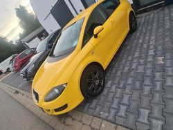 Grün Gebraucht 2008 Seat Leon Kleinwagen | 2.000 € (Fairer Preis)