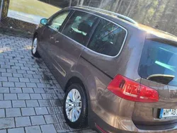 Braun Gebraucht 2013 VW Sharan Highline Van / Kleinbus | 16.500 € (Fairer Preis)