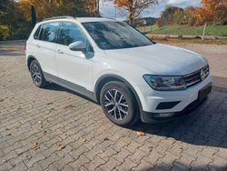 Weiß Gebraucht 2018 VW Tiguan Trendline SUV | 16.100 € (Guter Preis)