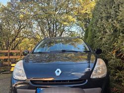 Schwarz Gebraucht 2011 Renault Clio II Expression Kleinwagen | 2.500 € (Fairer Preis)