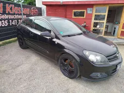 Schwarz Gebraucht 2005 Opel Astra GTC Coupé | 1.500 € (Etwas zu teuer)
