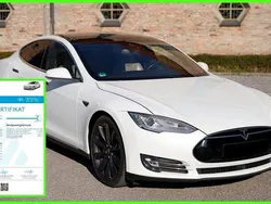 Weiß Gebraucht 2015 Tesla Model S Limousine | 22.990 € (Guter Preis)