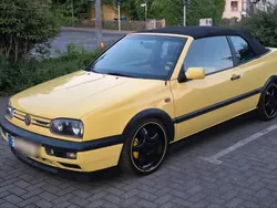Gelb Gebraucht 1997 VW Golf Cabriolet Conceptline Cabrio | 4.900 € (Teuer)