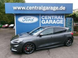 Grau Gebraucht 2020 Ford Focus ST Limousine | 22.900 € (Fairer Preis)