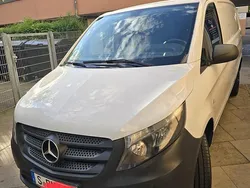Weiß Gebraucht 2017 Mercedes Vito Van / Kleinbus | 12.000 €
